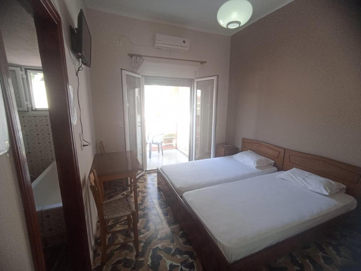 Rooms-Studio Anagnostou Loutra Edipsou  Buitenkant foto